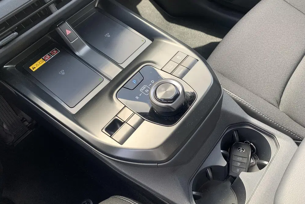 Toyota C-HR First Edition 77 kWh Levering 2026 uit 2026, foto 15