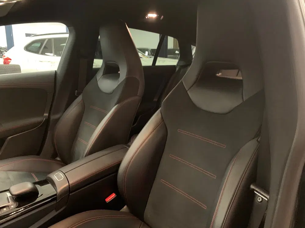 Mercedes-Benz CLA 250 e AMG Line uit 2022, foto 11