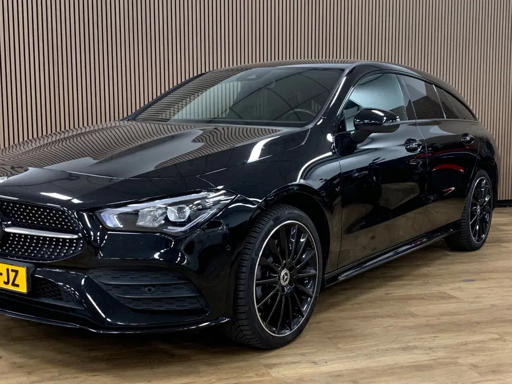 Mercedes-Benz CLA 250 e AMG Line uit 2022, foto 2