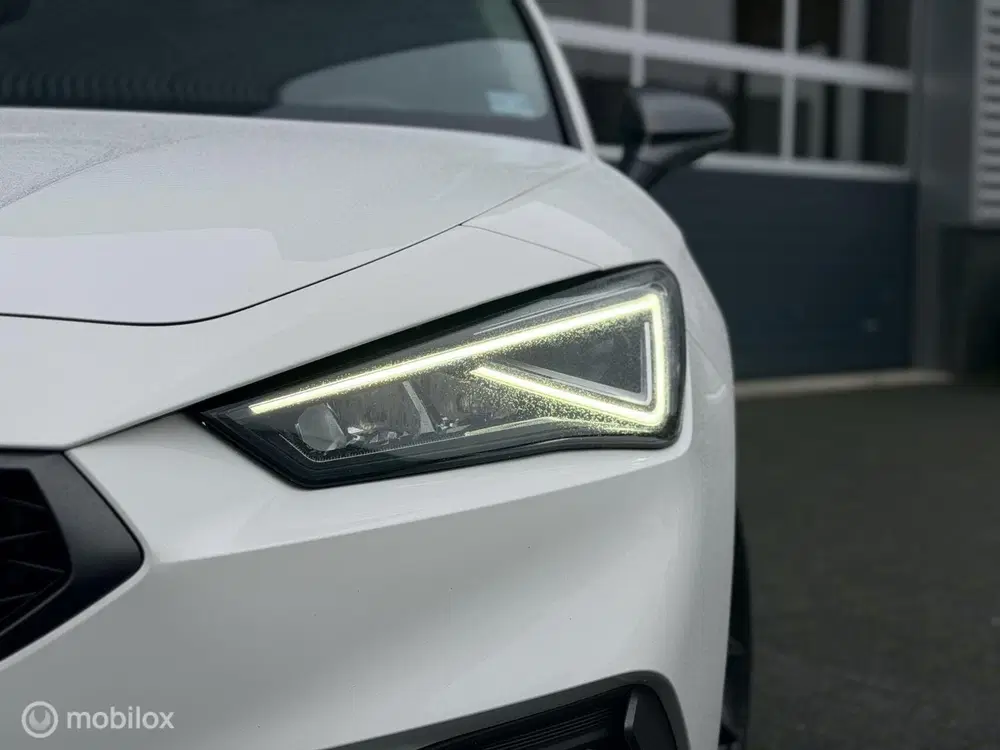 SEAT Leon 1.4 TSI eHybrid PHEV FR uit 2021, foto 4