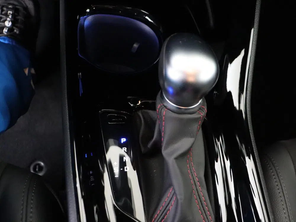 Toyota C-HR 2.0 Hybrid GR-Sport uit 2022, foto 10