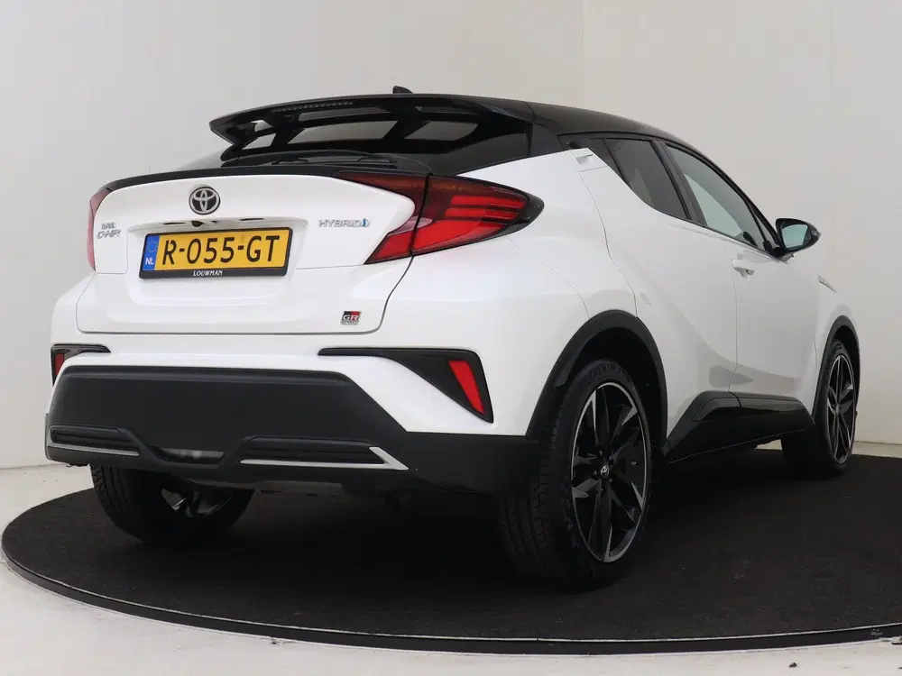 Toyota C-HR 2.0 Hybrid GR-Sport uit 2022, foto 2