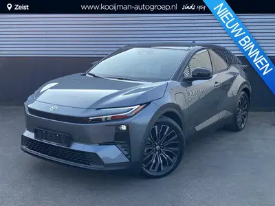 Toyota C-HR Executive AWD 77 kWh Direct leverbaar uit 2026