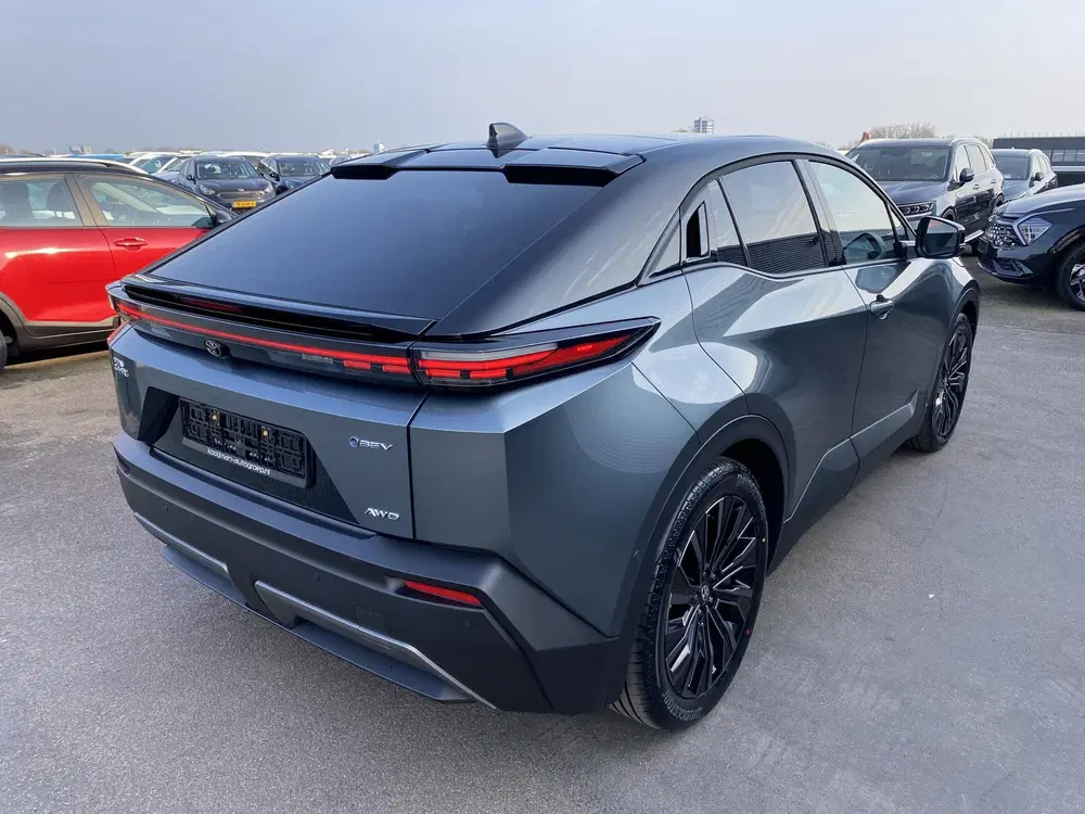 Toyota C-HR Executive AWD 77 kWh Direct leverbaar uit 2026, foto 14