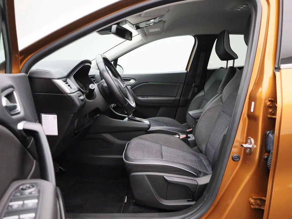 Renault Captur 1.3 TCe 130 Intens uit 2020, foto 11