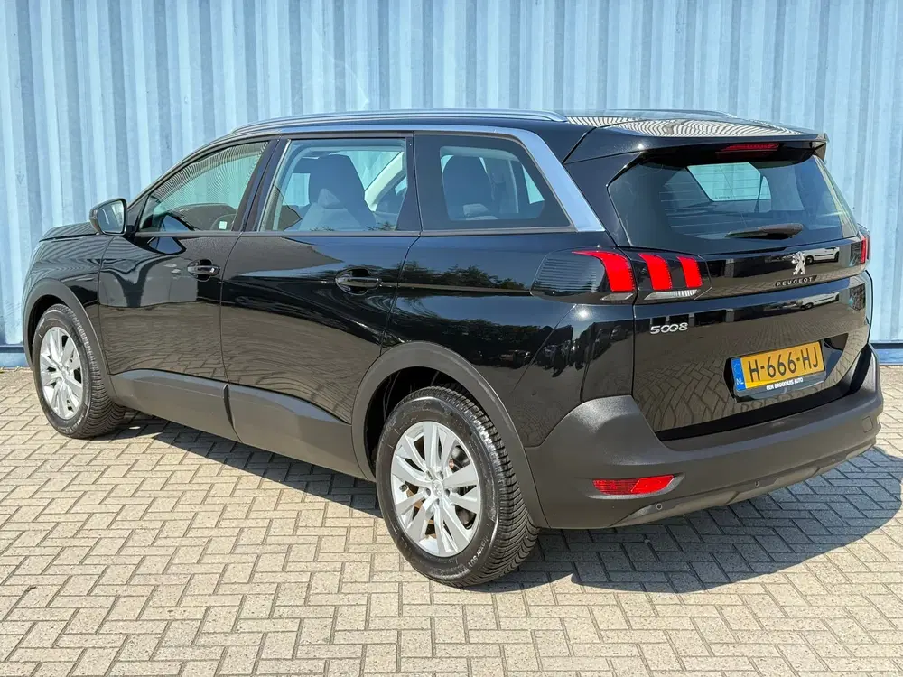 Peugeot 5008 1.2 PureTech Active uit 2019, foto 3