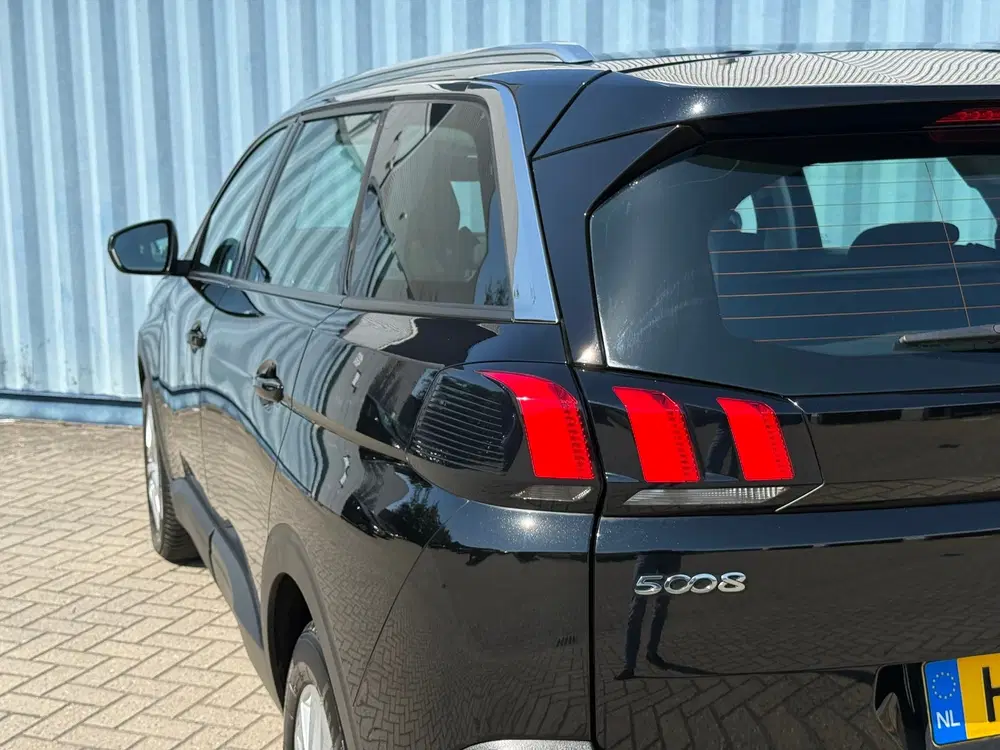Peugeot 5008 1.2 PureTech Active uit 2019, foto 4