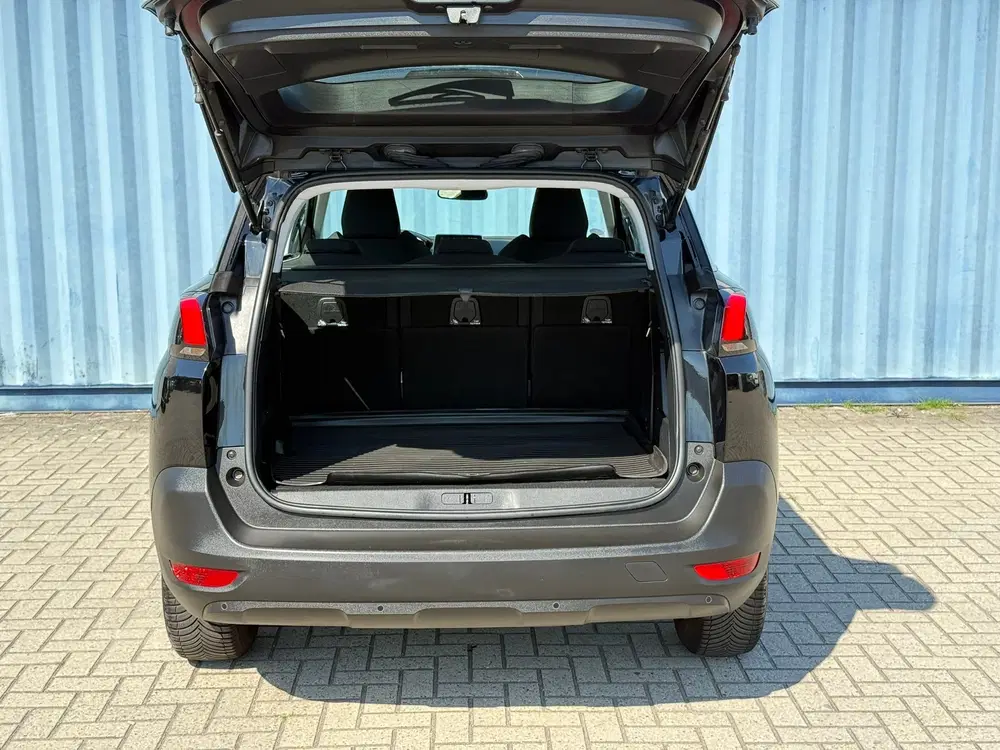 Peugeot 5008 1.2 PureTech Active uit 2019, foto 6