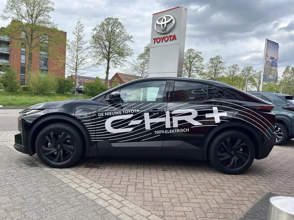 Toyota C-HR First Edition 77 kWh uit 2026, foto 6