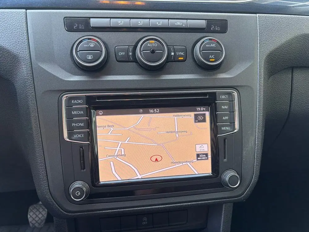 Volkswagen Caddy 1.4 TSI 130 pk Beach uit 2019, foto 5