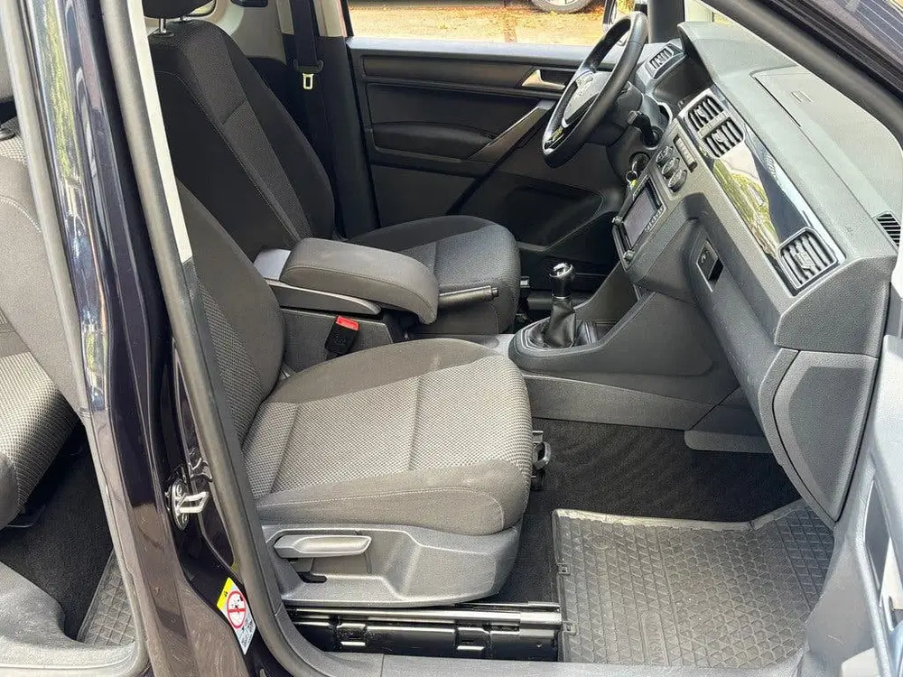 Volkswagen Caddy 1.4 TSI 130 pk Beach uit 2019, foto 9
