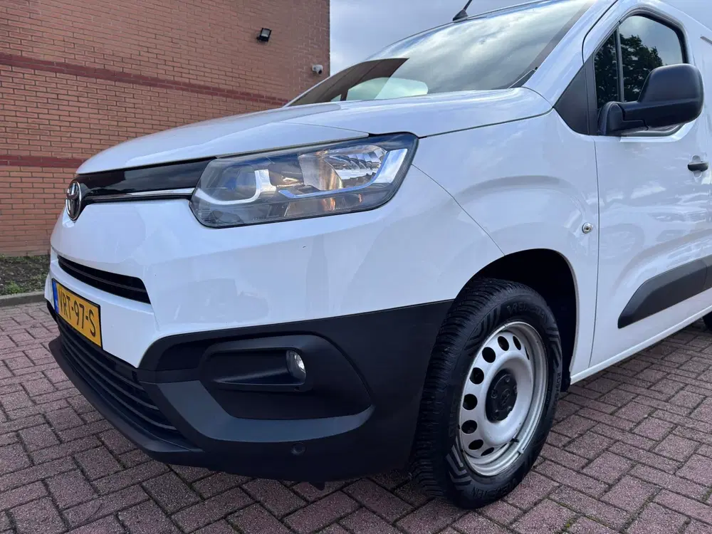 Toyota Proace City 1.5 D-4D Live Automaat Euro 6 uit 2022, foto 10
