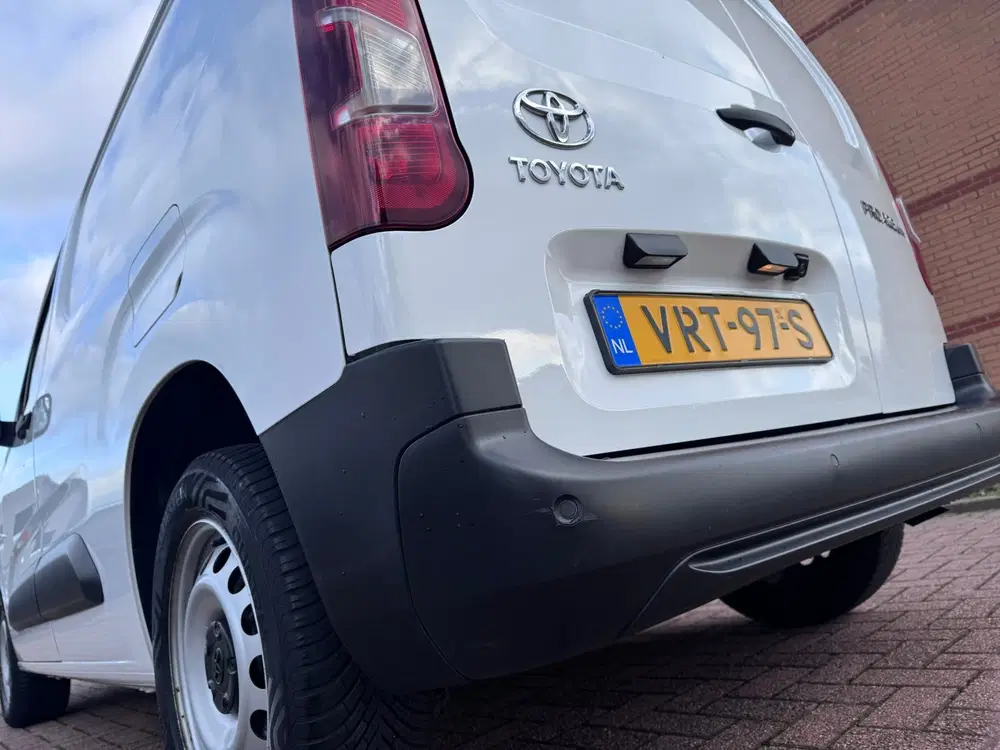Toyota Proace City 1.5 D-4D Live Automaat Euro 6 uit 2022, foto 13