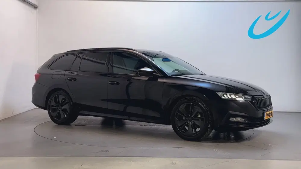 Skoda Octavia 1.0 e-TSI DSG Sport Business Sfeerverlic uit 2023