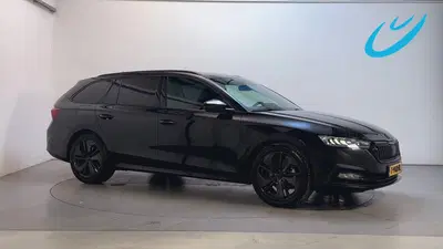 Skoda Octavia 1.0 e-TSI DSG Sport Business Sfeerverlic uit 2023