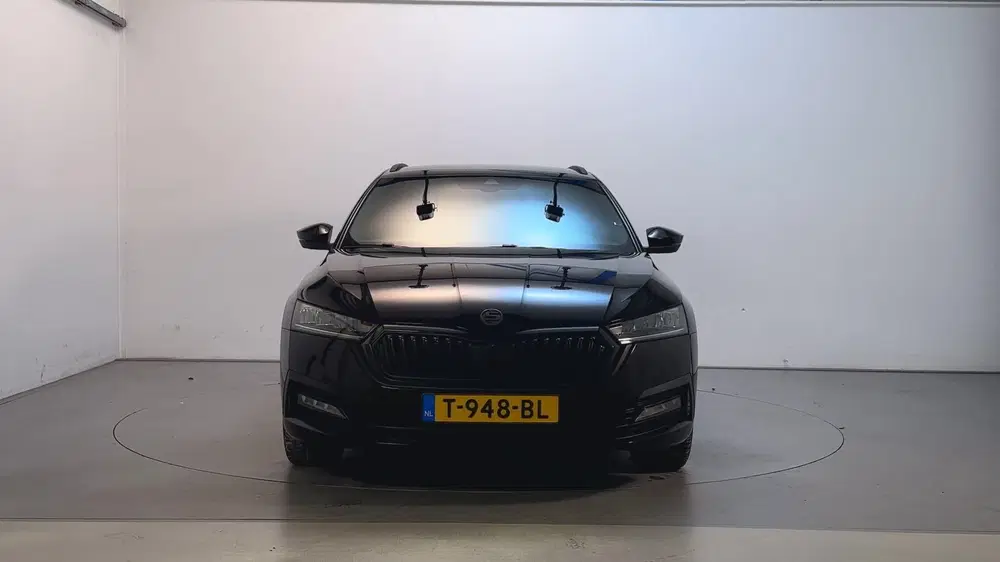 Skoda Octavia 1.0 e-TSI DSG Sport Business Sfeerverlic uit 2023, foto 11