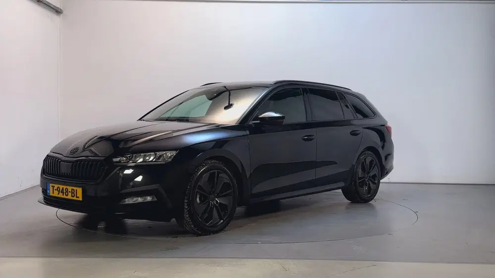 Skoda Octavia 1.0 e-TSI DSG Sport Business Sfeerverlic uit 2023, foto 6