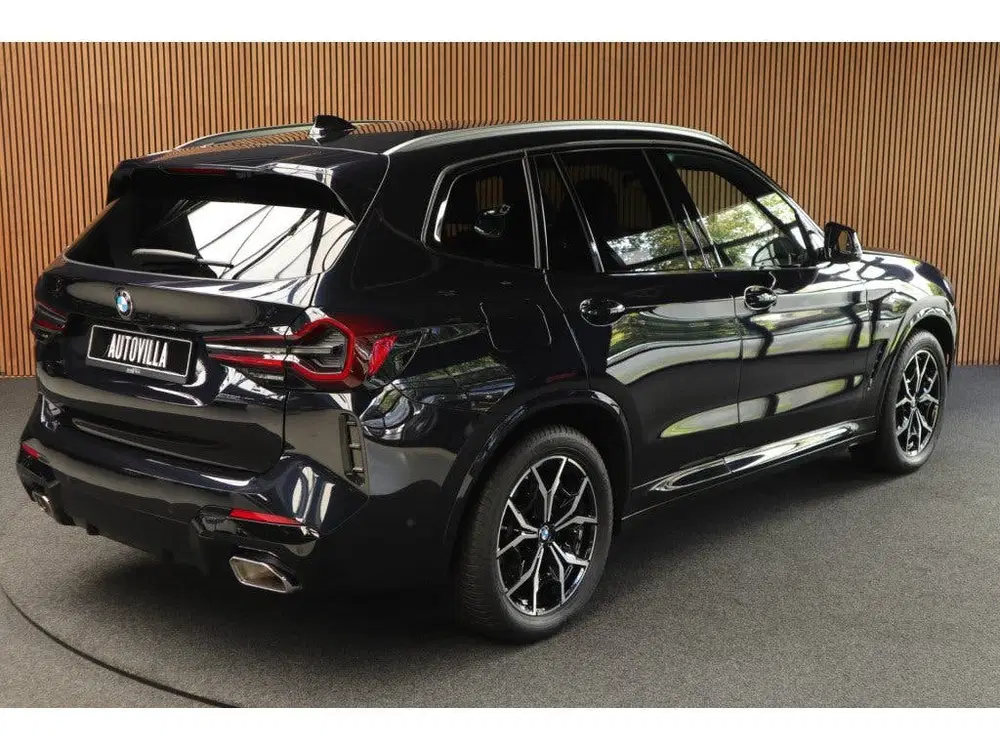 BMW X3 xDrive20i High Exe M-Pakket Leer Camera HU uit 2023, foto 5