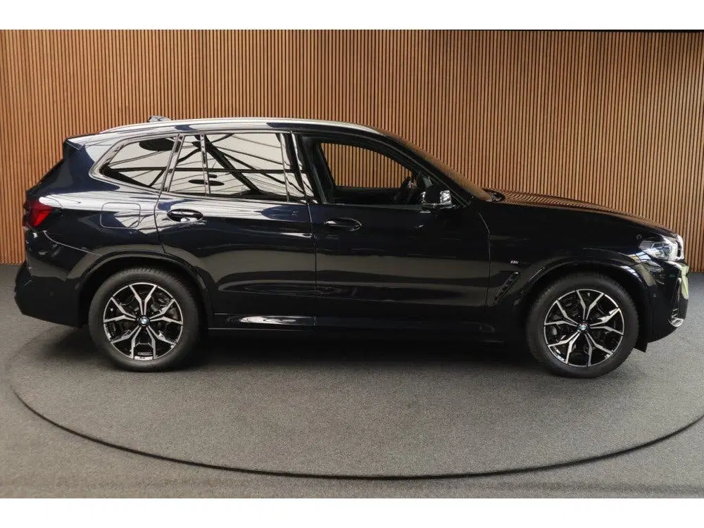 BMW X3 xDrive20i High Exe M-Pakket Leer Camera HU uit 2023, foto 6