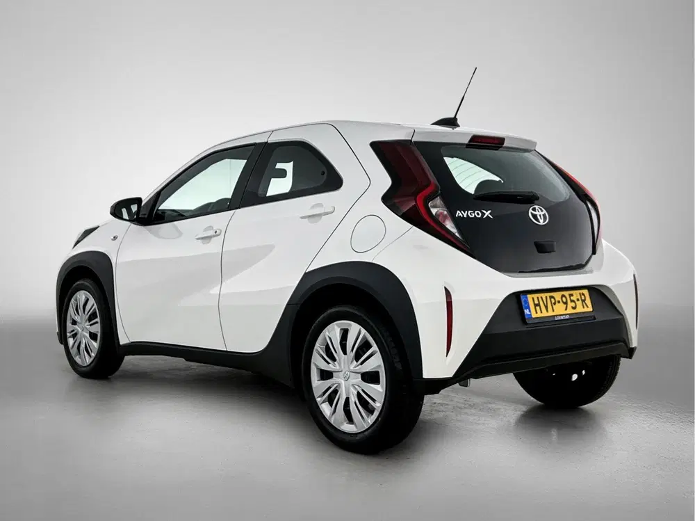 Toyota Aygo X 1.0 VVT-i MT Play uit 2025, foto 13