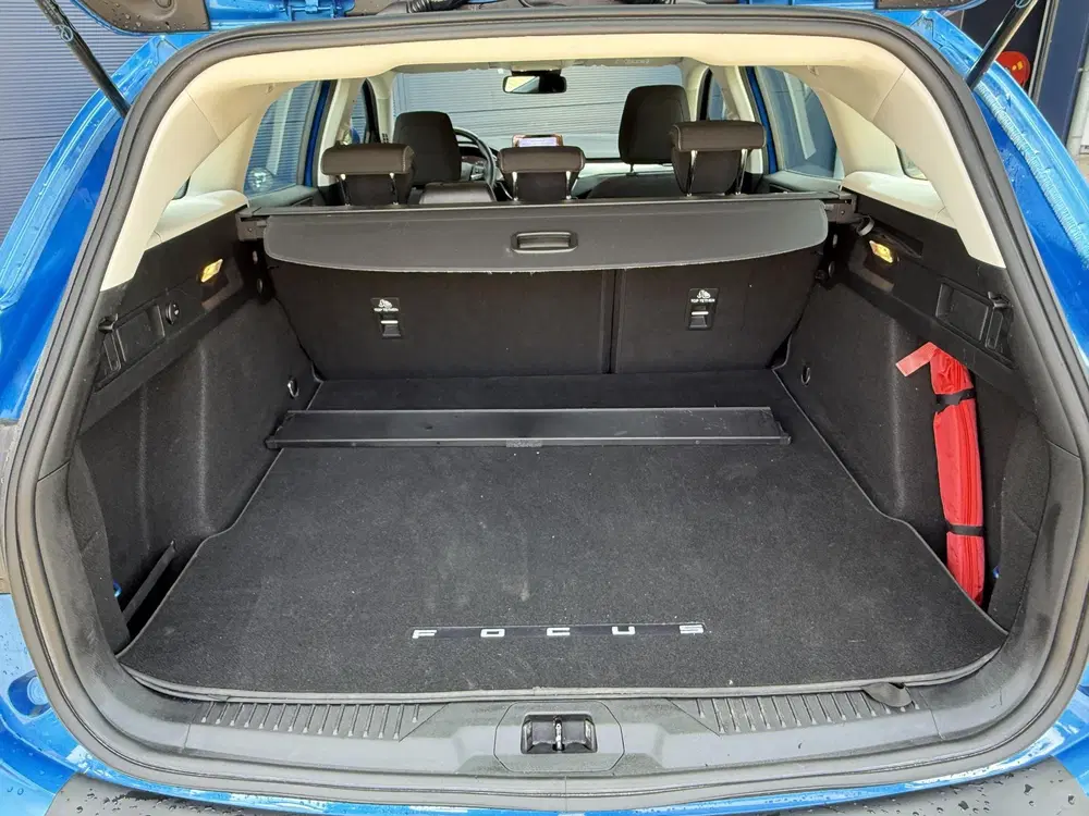 Ford Focus 1.0 EcoBoost Titanium Business uit 2019, foto 10