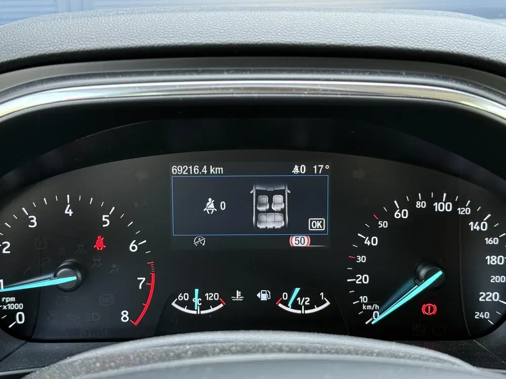 Ford Focus 1.0 EcoBoost Titanium Business uit 2019, foto 12