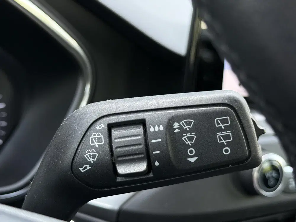 Ford Focus 1.0 EcoBoost Titanium Business uit 2019, foto 14