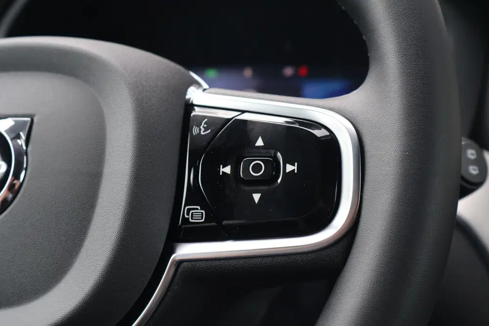 Volvo XC60 2.0 T6 Plug-in hybrid AWD Essential uit 2026, foto 11