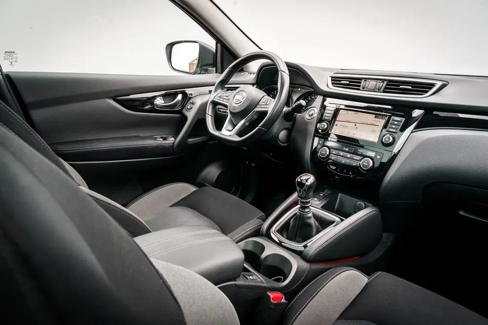 Nissan Qashqai 1.3 141 PK DIG-T Design Edition uit 2021, foto 3