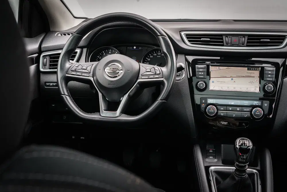 Nissan Qashqai 1.3 141 PK DIG-T Design Edition uit 2021, foto 6