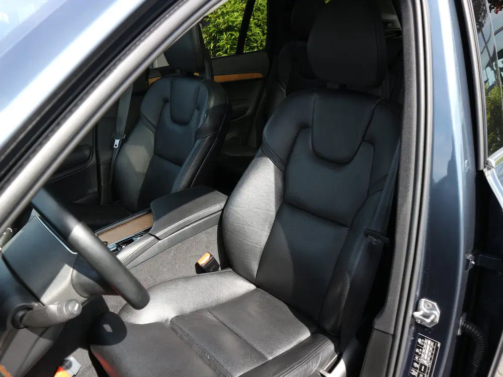 Volvo XC90 2.0 T8 Recharge AWD Inscription 7 PERS TRE uit 2020, foto 12