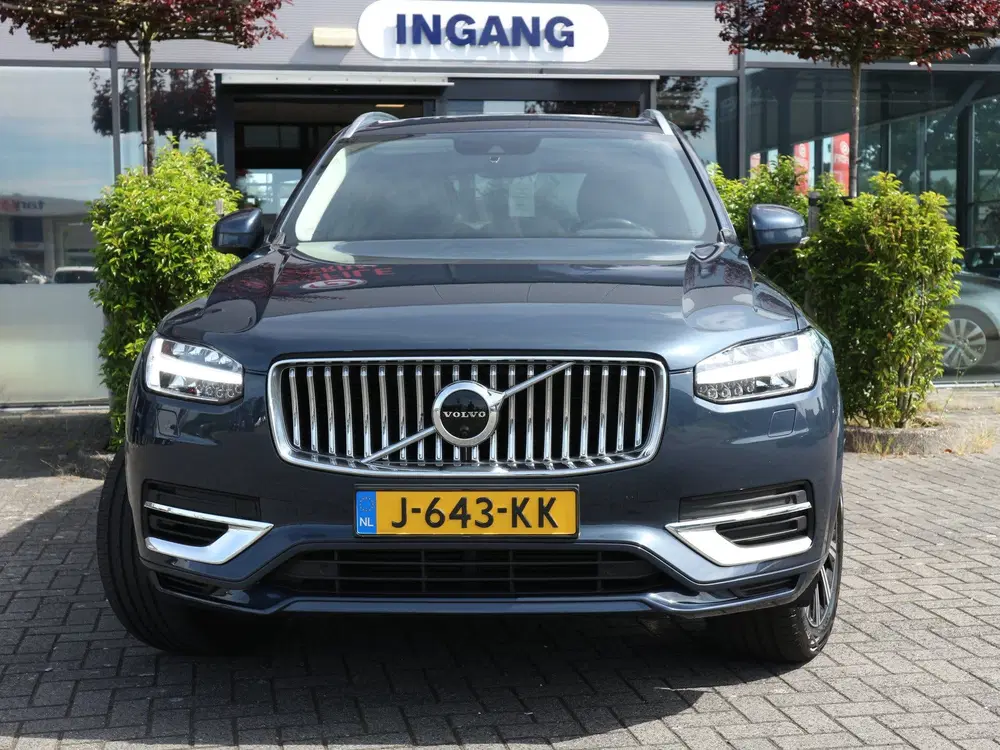Volvo XC90 2.0 T8 Recharge AWD Inscription 7 PERS TRE uit 2020, foto 2