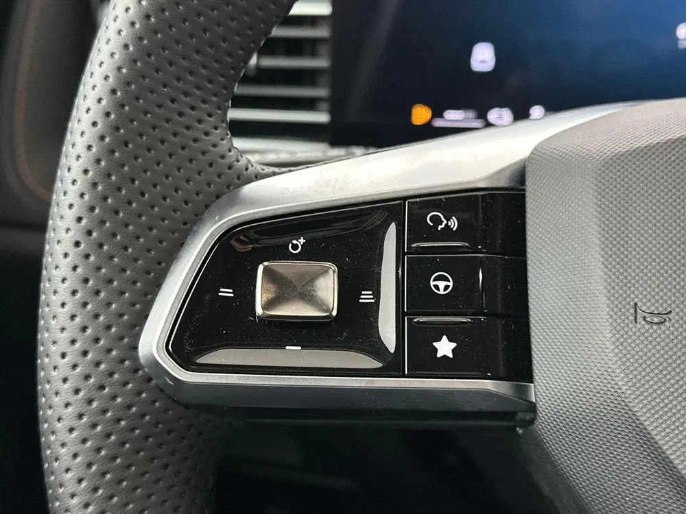 MG HS 1.5T PHEV Luxury Black Edition uit 2026, foto 10