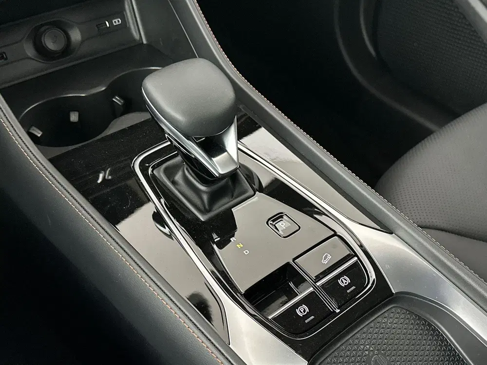 MG HS 1.5T PHEV Luxury Black Edition uit 2026, foto 12