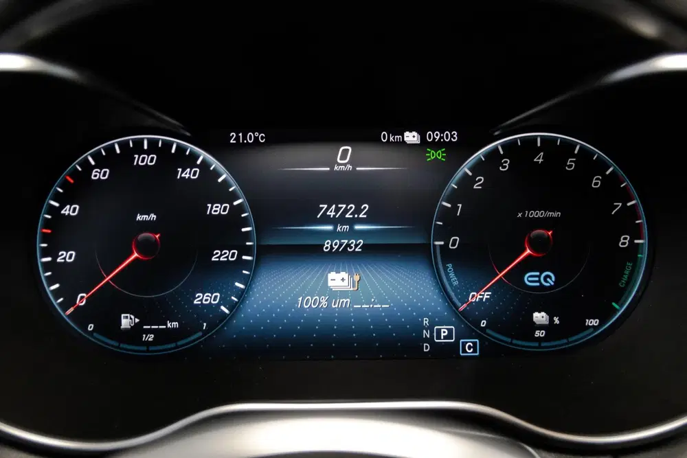 Mercedes-Benz GLC 300e 4MATIC PANO uit 2020, foto 15