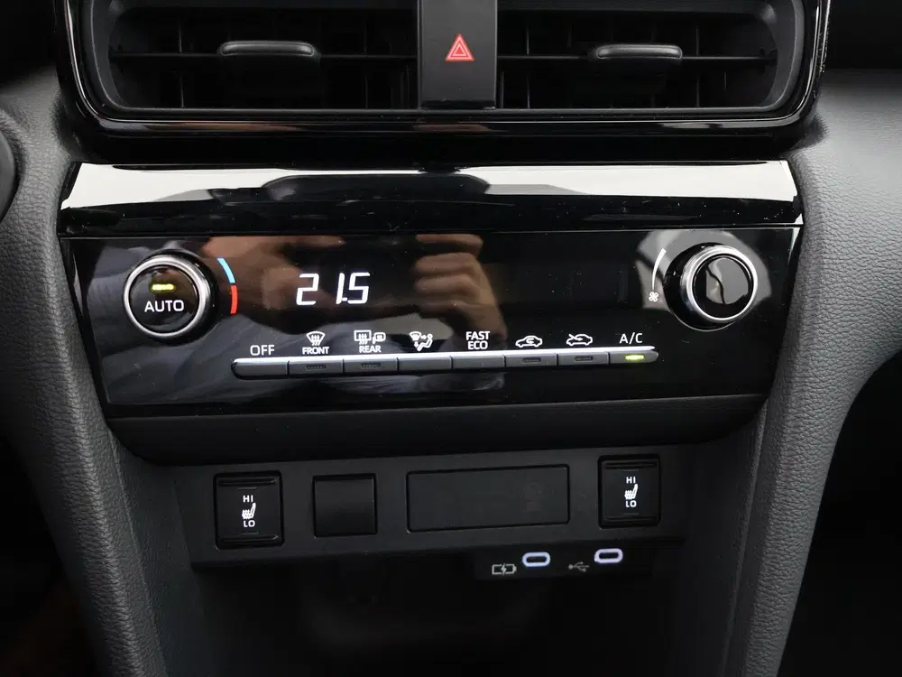 Toyota Yaris Cross 1.5 Hybrid 115 Dynamic Luxury uit 2025, foto 10