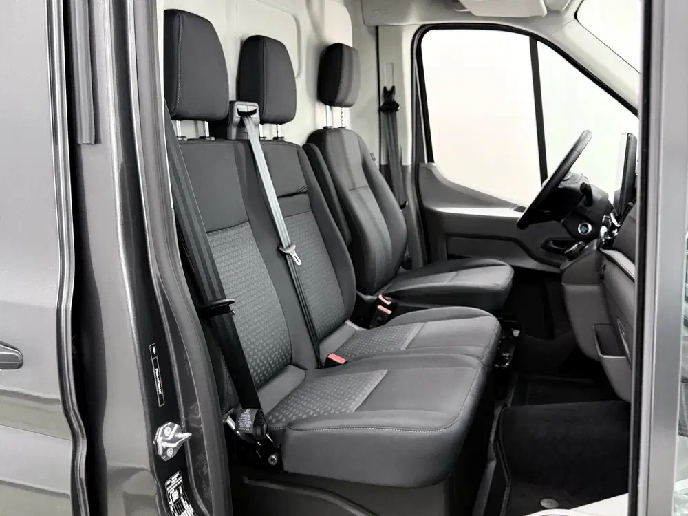 Ford Transit Ford E-Transit 350 uit 2024, foto 10