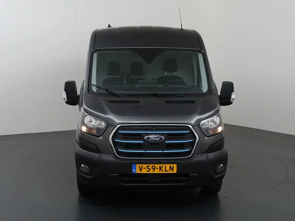 Ford Transit Ford E-Transit 350 uit 2024, foto 3