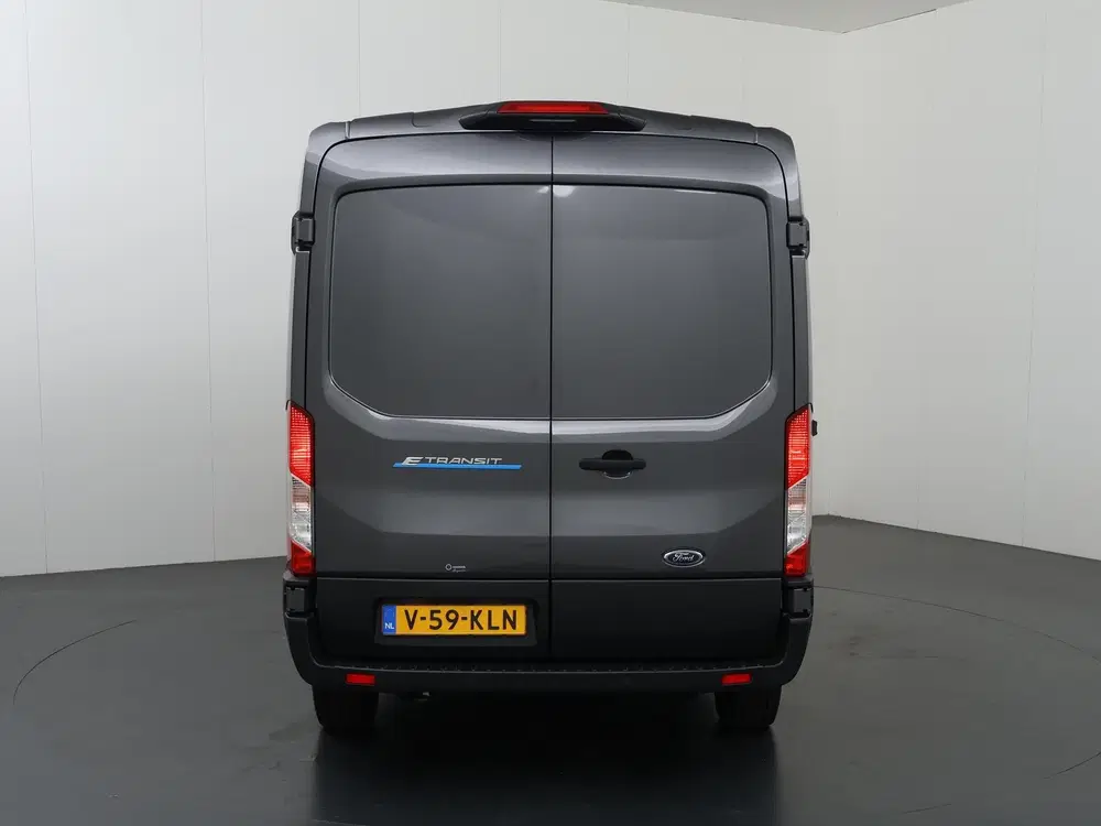 Ford Transit Ford E-Transit 350 uit 2024, foto 4