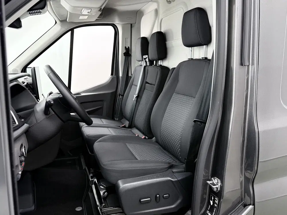 Ford Transit Ford E-Transit 350 uit 2024, foto 8