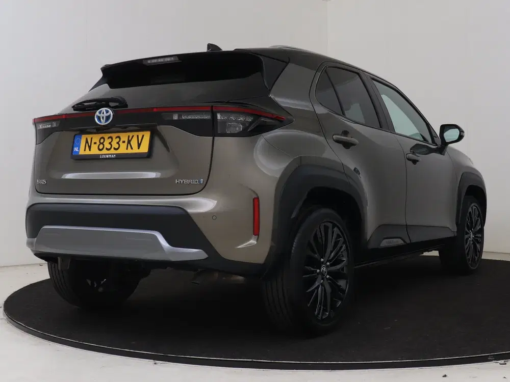 Toyota Yaris Cross 1.5 Hybrid Adventure uit 2021, foto 2