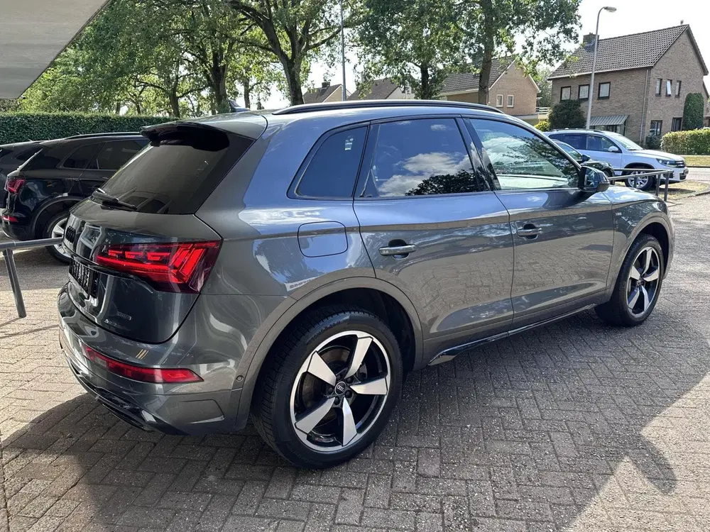 Audi Q5 55 TFSI e S-Line Led uit 2022, foto 3