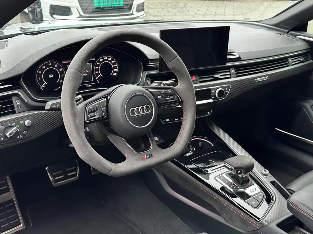 Audi RS5 2.9 TFSI RS 5 Quattro Full Carbon uit 2020, foto 2