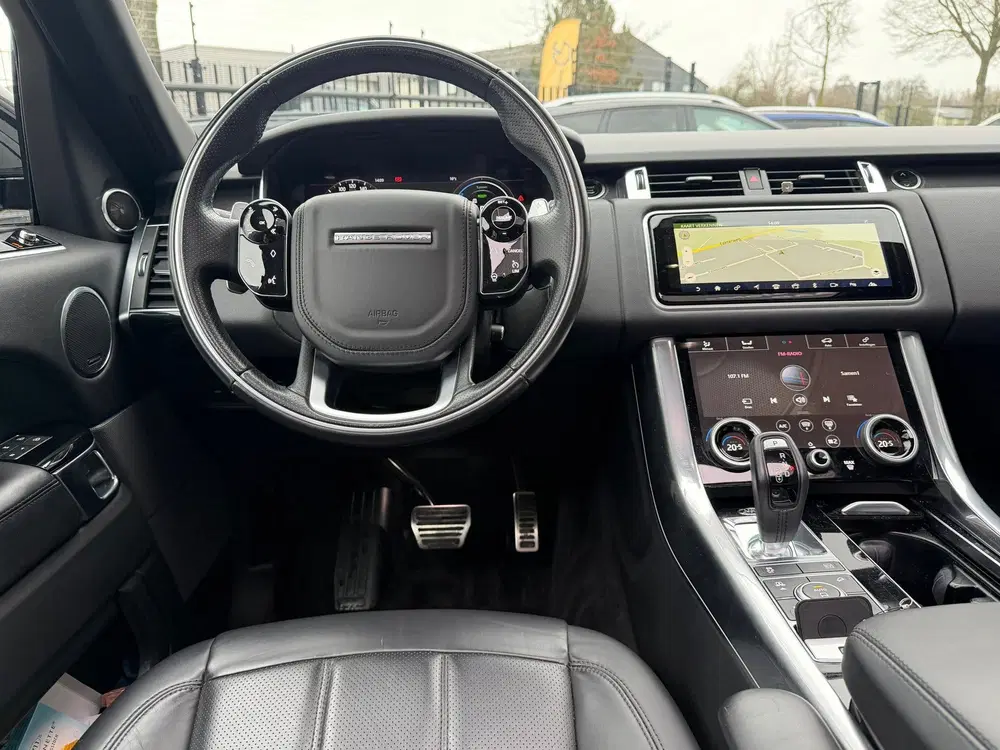 Land Rover Range Rover Sport P400e HSE Dynamic Stealth 404PK uit 2021, foto 2
