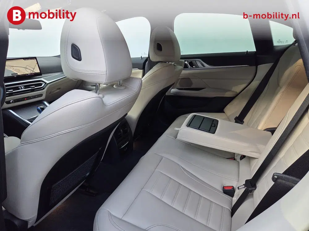 BMW i4 M50 High Executive M-Sport 84 kWh 'Tansani uit 2022, foto 11