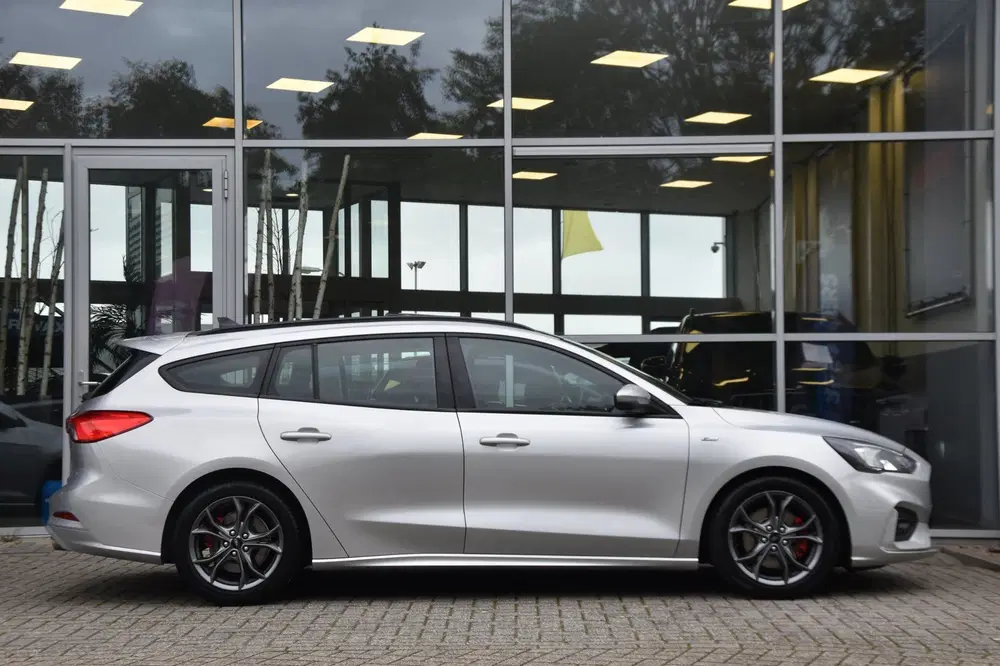 Ford Focus 1.5 EcoBoost ST-Line AUT uit 2019, foto 2