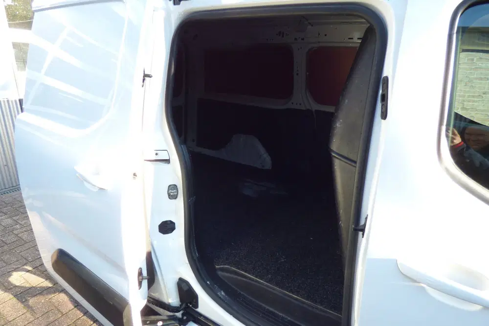 Opel Combo 1.5D L2H1 Edition uit 2019, foto 5