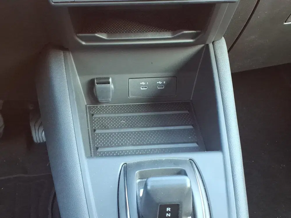 Mitsubishi Grandis 1.8 HEV First Edition uit 2026, foto 10