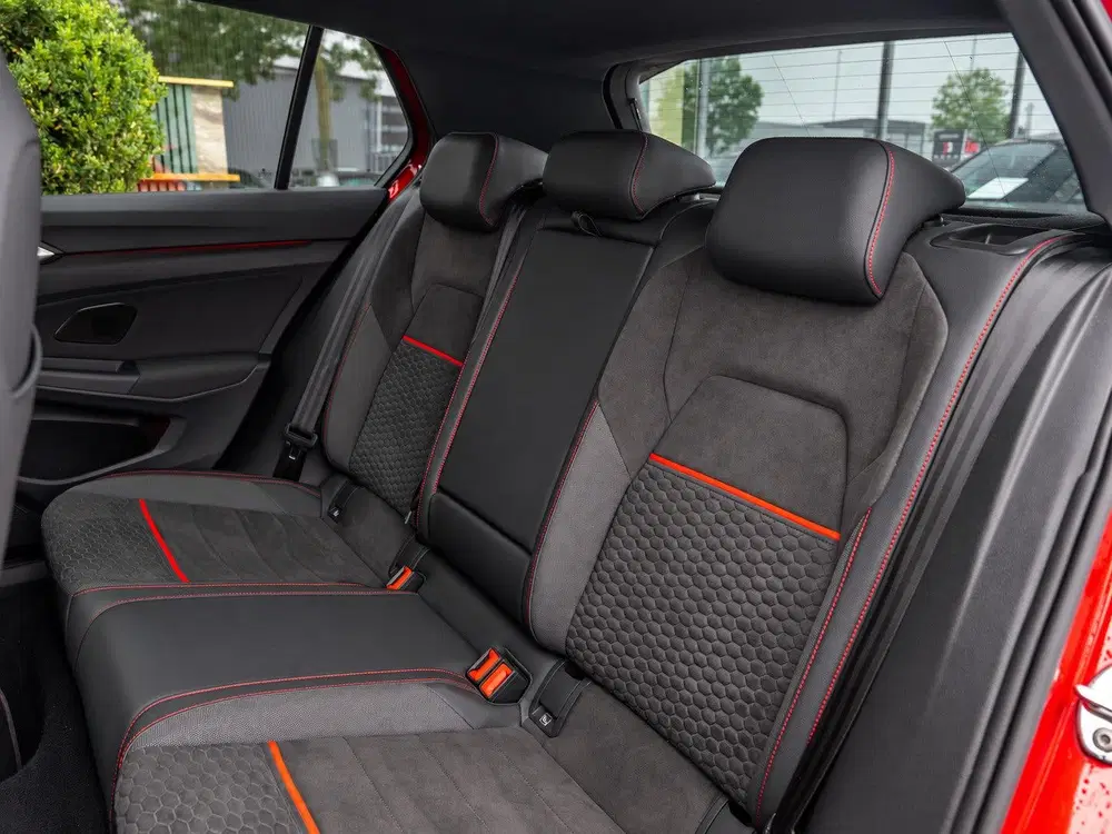 Volkswagen Golf 2.0 TSI GTI Clubsport uit 2022, foto 14