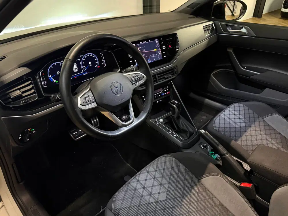 Volkswagen Taigo 1.5 TSI 3xR-Line PANO CAM CARPLAY IQ Ascot uit 2022, foto 10